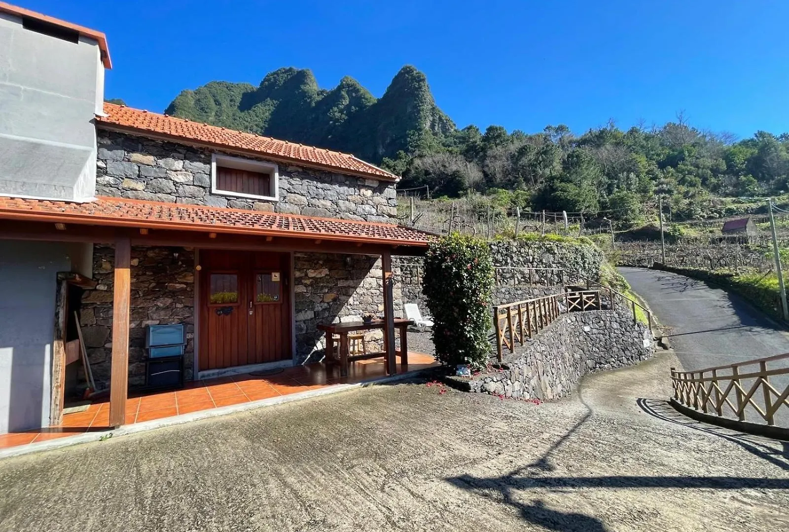 Zef'S Cottage São Vicente 샬레